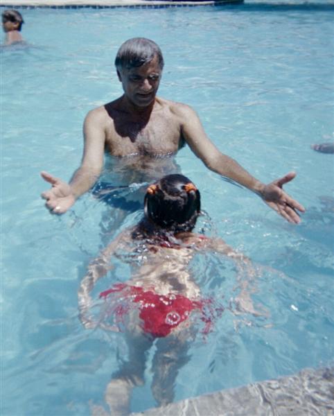 2004_12_28 000 DISP04.jpg