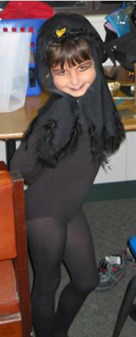 Behind 2005_10_19 001 Cropped (Small).jpg